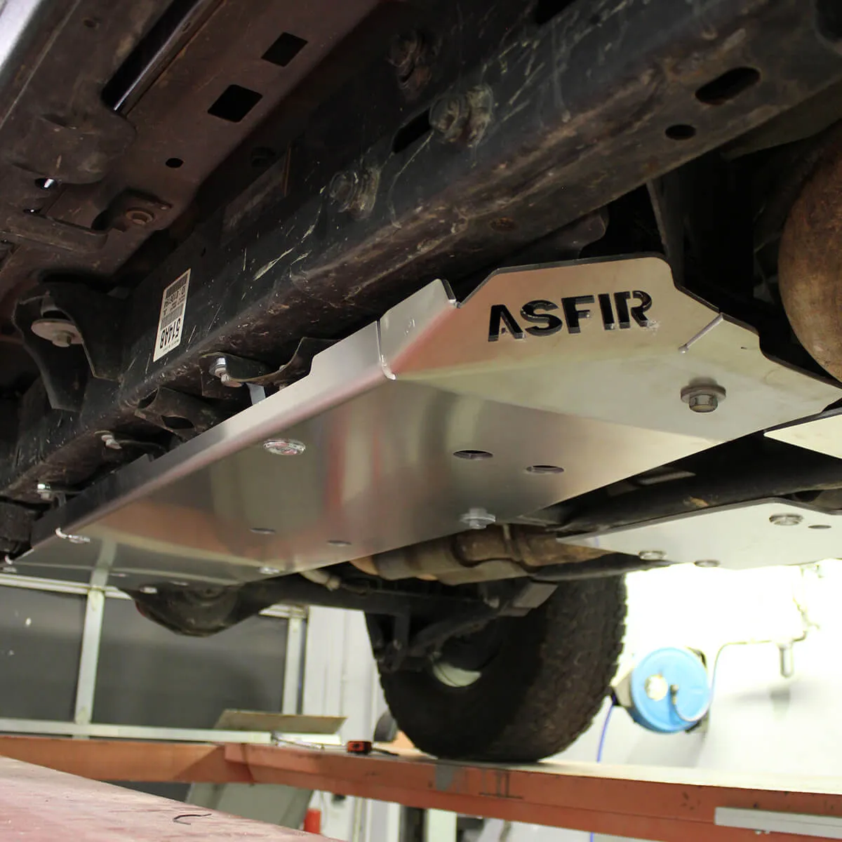 ASFIR fuel tank skid plate on a Wrangler JL